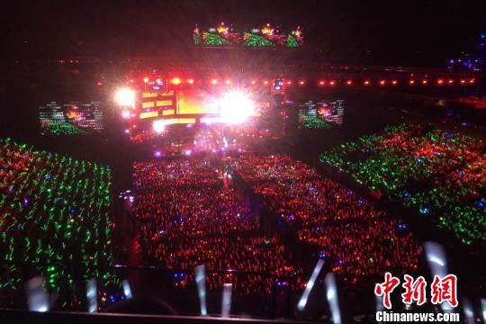 The 10,000-person scale two-dimensional yuan concert was held in Shanghai and became the main force for ticket purchases